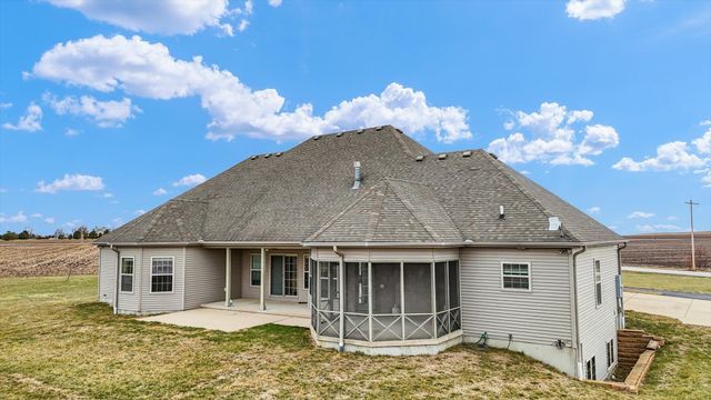 2595 County Road 500 E, Mahomet, IL 61853