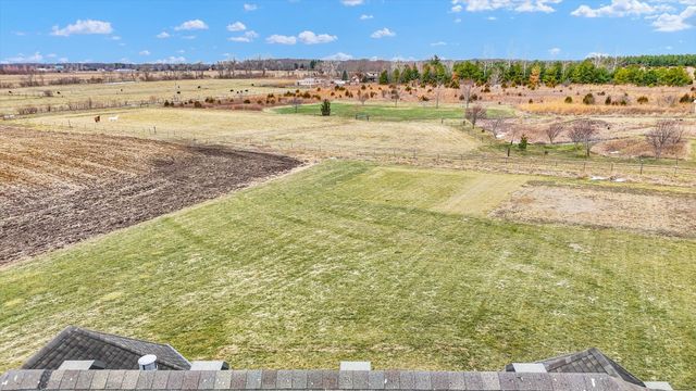 2595 County Road 500 E, Mahomet, IL 61853