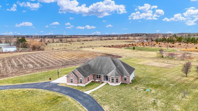 2595 County Road 500 E, Mahomet, IL 61853