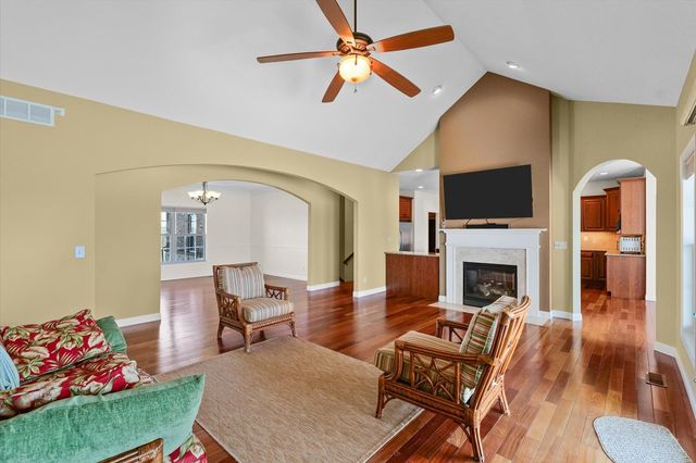 2595 County Road 500 E, Mahomet, IL 61853