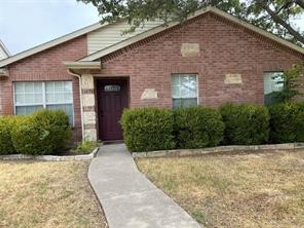 1416 Ross Drive, Lewisville, TX 75067
