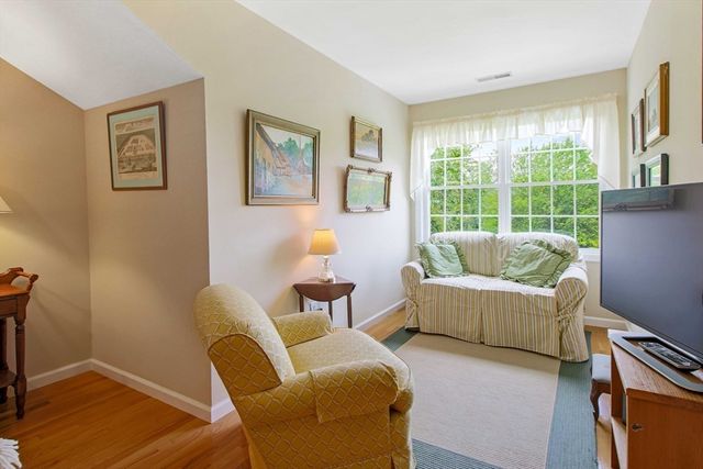 4 Violet Drive 4, Grafton, MA 01560