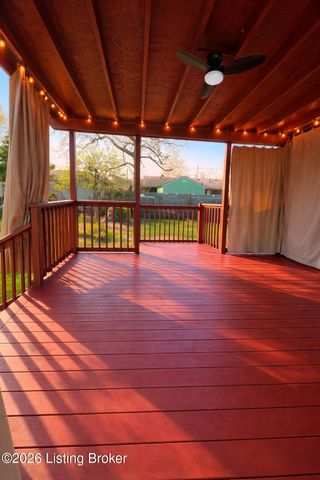 6806 Mariposa Dr, Louisville, KY 40214