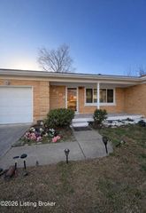 6806 Mariposa Dr, Louisville, KY 40214