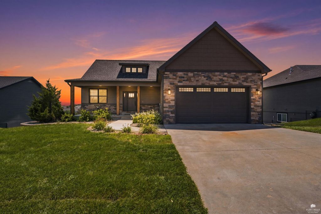 4517 Lamonte Drive, Manhattan, KS 66503