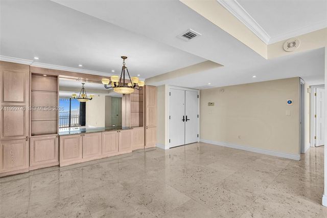 2 Grove Isle Dr B805, Miami, FL 33133