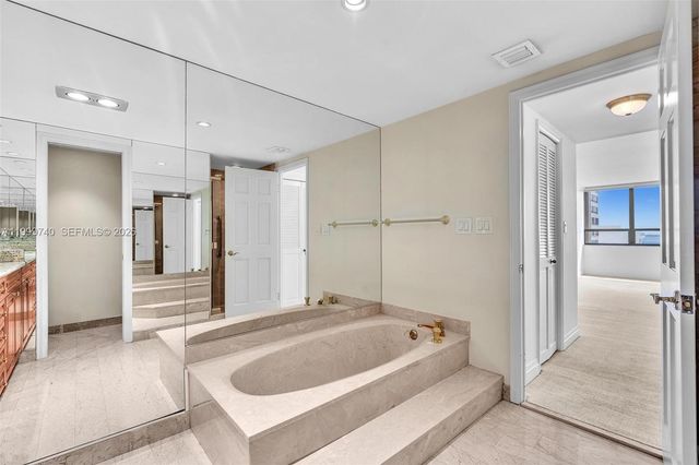 2 Grove Isle Dr B805, Miami, FL 33133