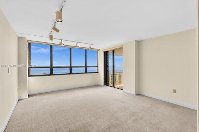 2 Grove Isle Dr B805, Miami, FL 33133