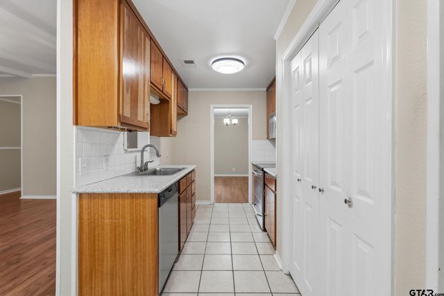 2020 Miller Dr., Tyler, TX 75701