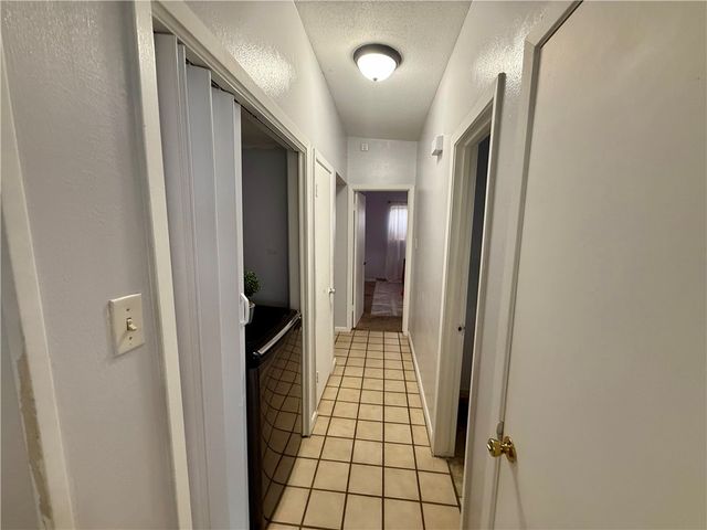 1302 Prince Dr, Corpus Christi, TX 78412
