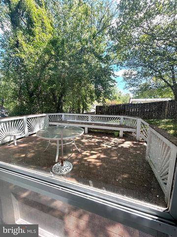 906 DRYDEN CT, Silver Spring, MD 20901