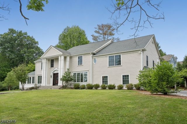 125 Stewart Rd, Millburn Twp., NJ 07078