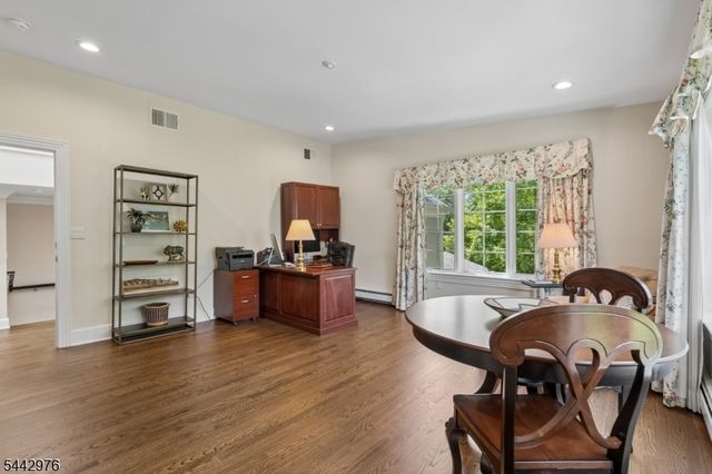 125 Stewart Rd, Millburn Twp., NJ 07078