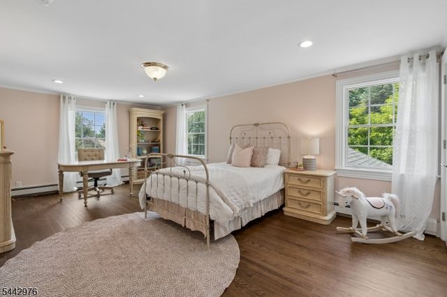 125 Stewart Rd, Millburn Twp., NJ 07078
