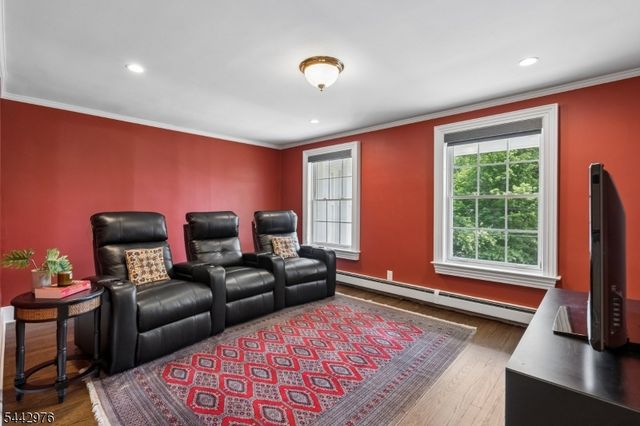 125 Stewart Rd, Millburn Twp., NJ 07078