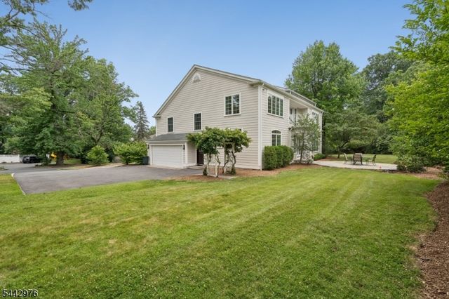 125 Stewart Rd, Millburn Twp., NJ 07078