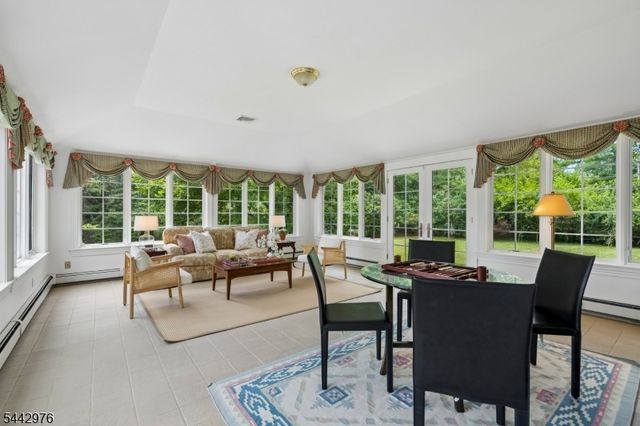 125 Stewart Rd, Millburn Twp., NJ 07078