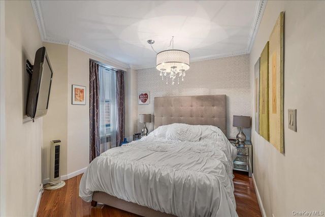 22055 46th Avenue 3M, Bayside, NY 11361