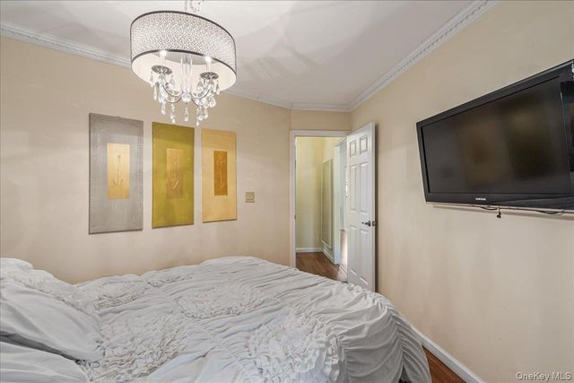 22055 46th Avenue 3M, Bayside, NY 11361