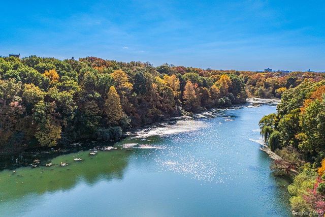 22055 46th Avenue 3M, Bayside, NY 11361