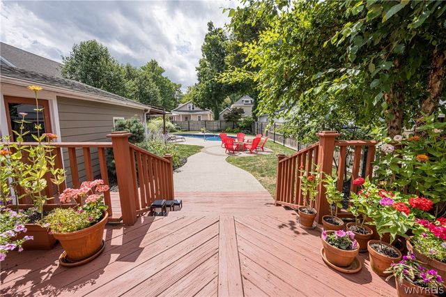 52 Highland Avenue, Hamburg, NY 14075