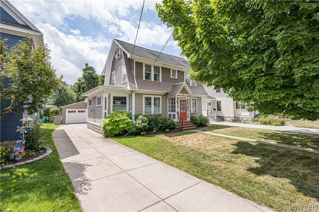 52 Highland Avenue, Hamburg, NY 14075
