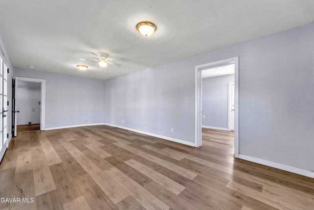 40303 W 11th Street, Palmdale, CA 93551