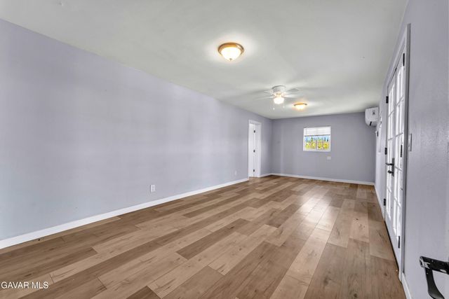 40303 W 11th Street, Palmdale, CA 93551