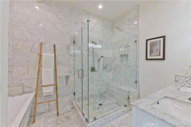 5907 Encino Avenue, Encino, CA 91316