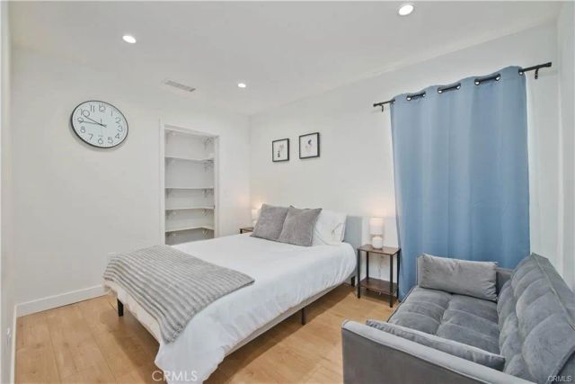 5907 Encino Avenue, Encino, CA 91316