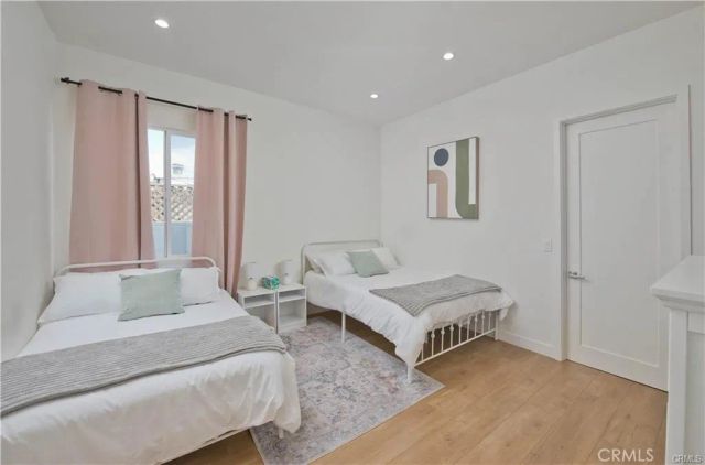 5907 Encino Avenue, Encino, CA 91316