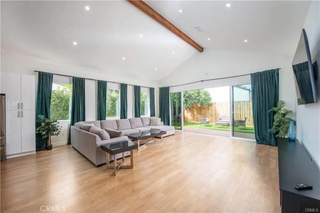 5907 Encino Avenue, Encino, CA 91316