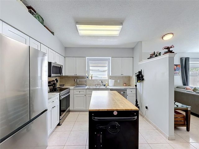 2029 TROPIC BAY COURT, Orlando, FL 32807