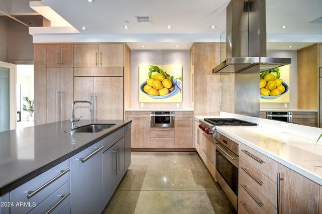 325 W GURLEY Street 302, Prescott, AZ 86301