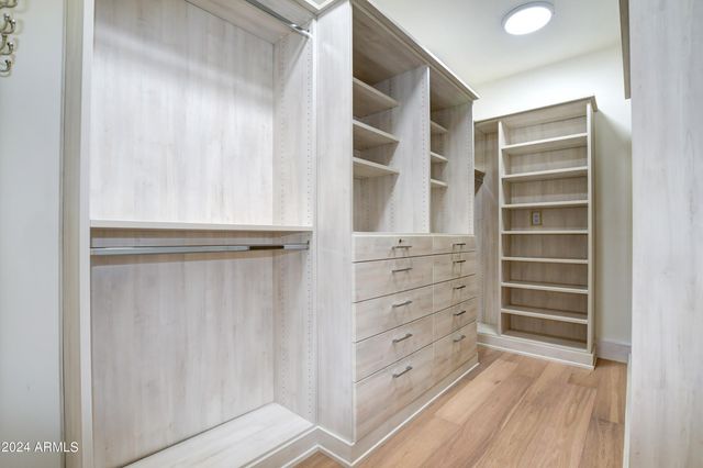 325 W GURLEY Street 302, Prescott, AZ 86301