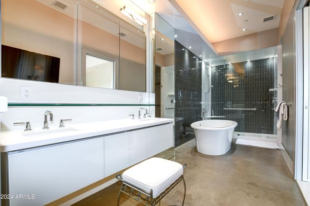 325 W GURLEY Street 302, Prescott, AZ 86301