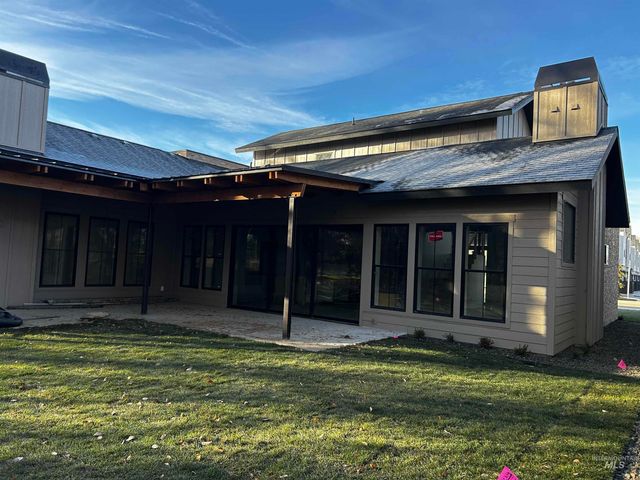 134 S Carbon Rivet Ave, Eagle, ID 83616