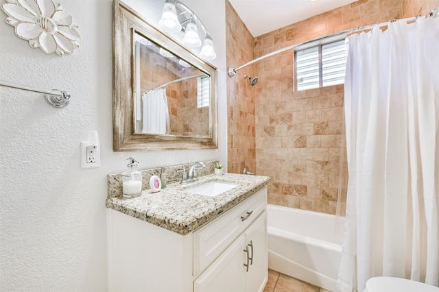 2115 Jack Johnson Boulevard, Galveston, TX 77550