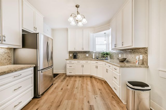 2115 Jack Johnson Boulevard, Galveston, TX 77550
