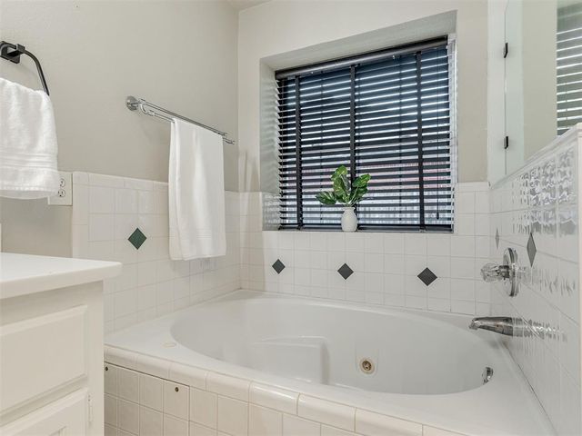 4932 Baker Street, Norman, OK 73072