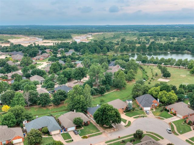 4932 Baker Street, Norman, OK 73072