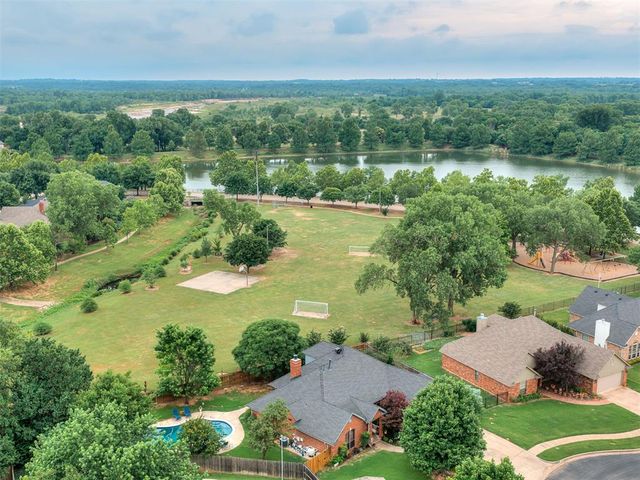 4932 Baker Street, Norman, OK 73072