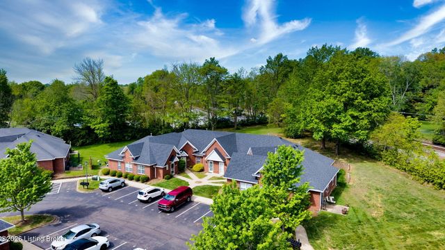 7108 Emily Ann Ln, Crestwood, KY 40014