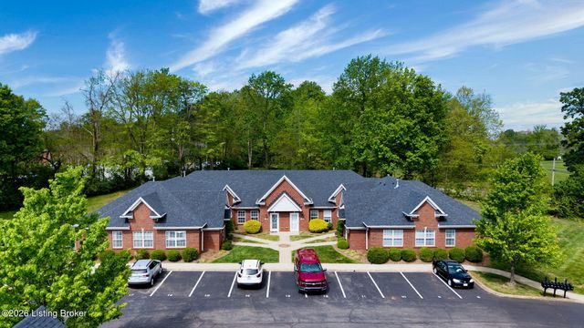7108 Emily Ann Ln, Crestwood, KY 40014