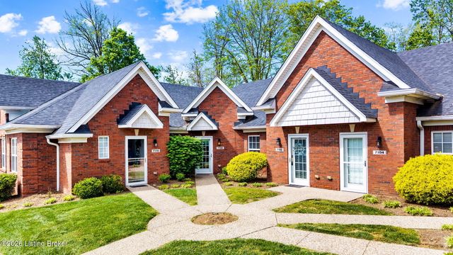 7108 Emily Ann Ln, Crestwood, KY 40014