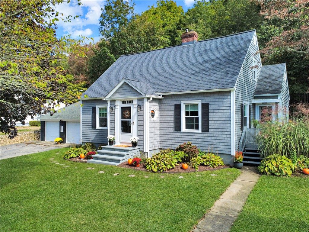 277 High Street, Westerly, RI 02891
