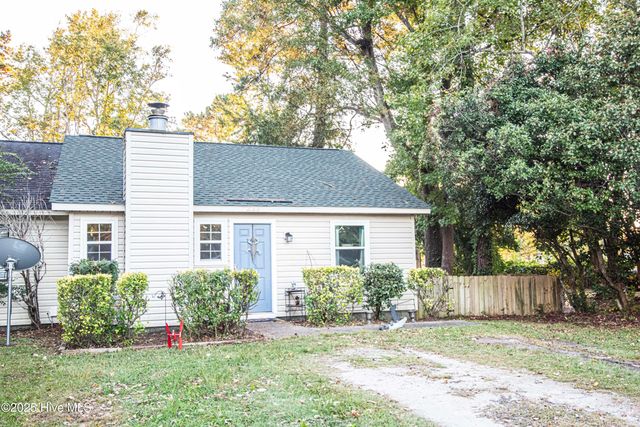 233 Cedar Ridge Lane, Havelock, NC 28532