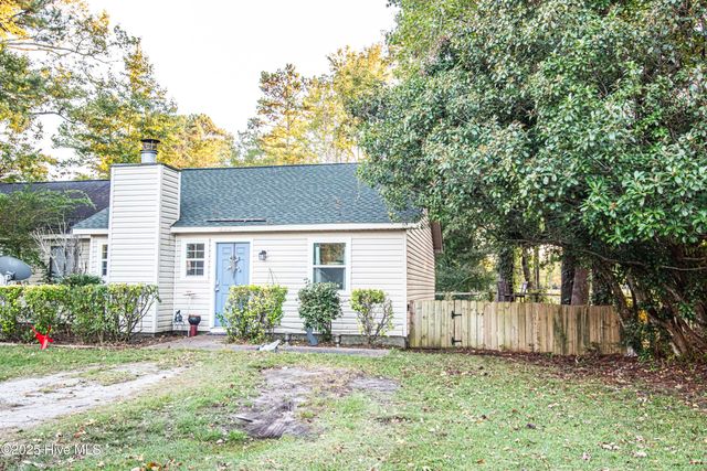 233 Cedar Ridge Lane, Havelock, NC 28532