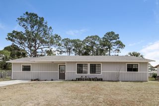431 Tropicaire Avenue SW, Palm Bay, FL 32908