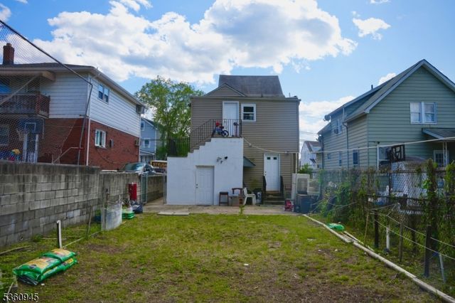 268 Paterson Ave, Paterson City, NJ 07502